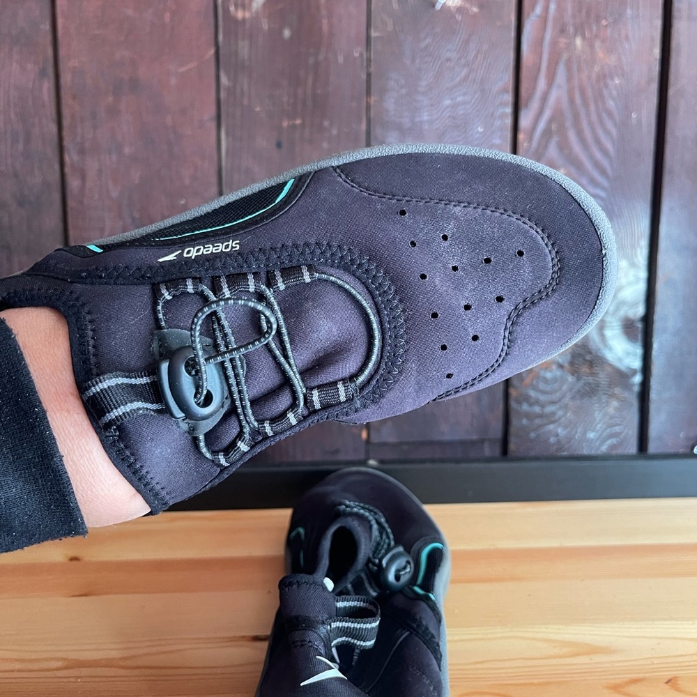 Women’s speedo water shoes